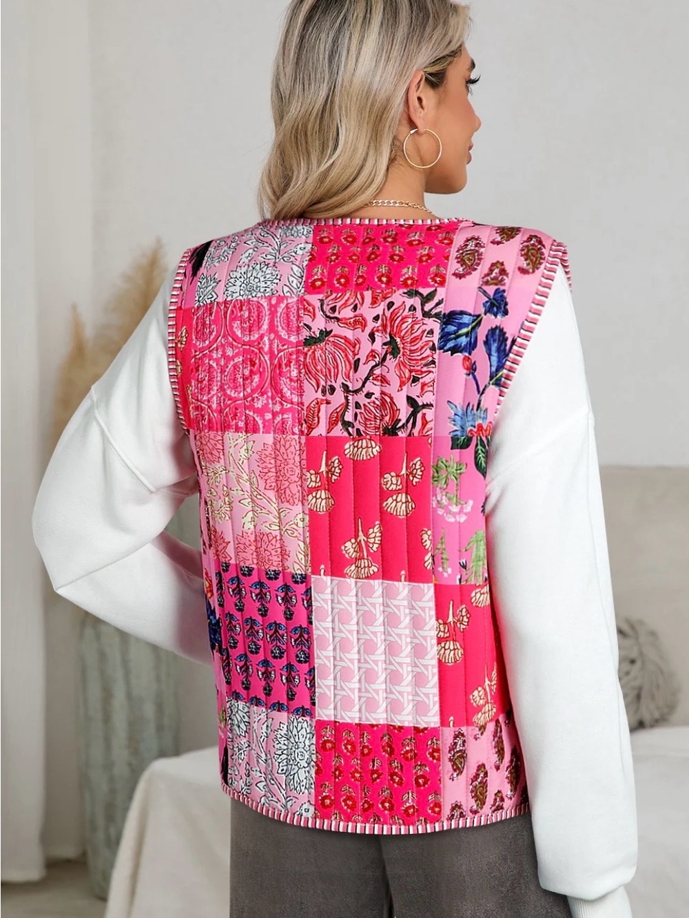 Sz M Miss Sparkling Hot Pink Floral Patchwork Quilt Vest - Picture 5 of 16